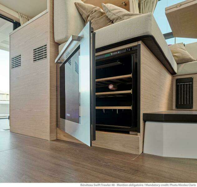 2026 Beneteau Swift Trawler 48