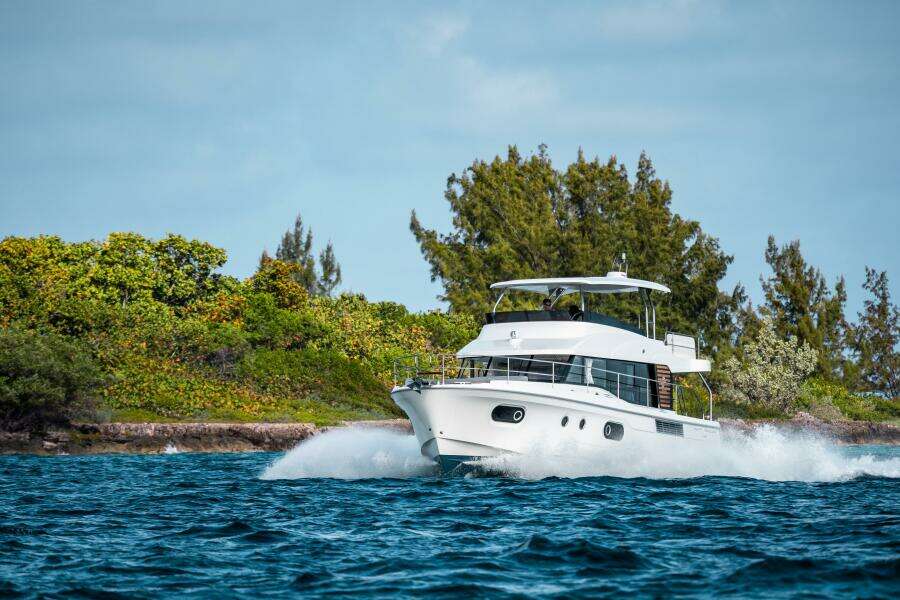 2026 Beneteau Swift Trawler 48