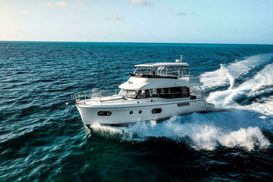 2026 Beneteau Swift Trawler 48