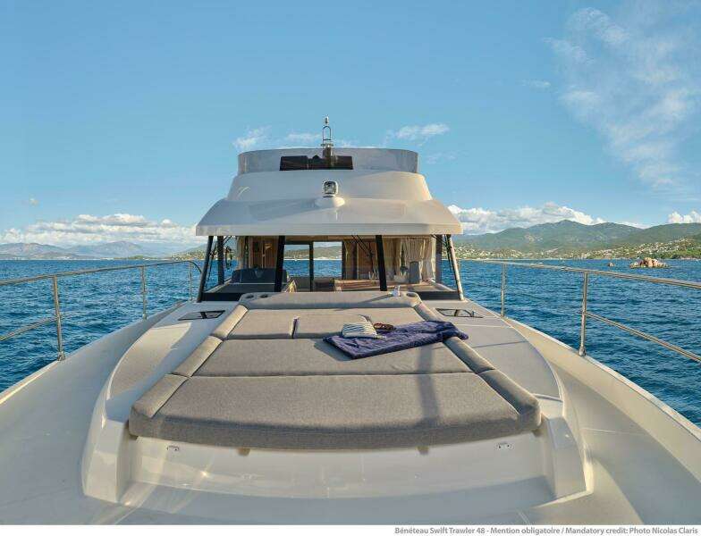 2026 Beneteau Swift Trawler 48