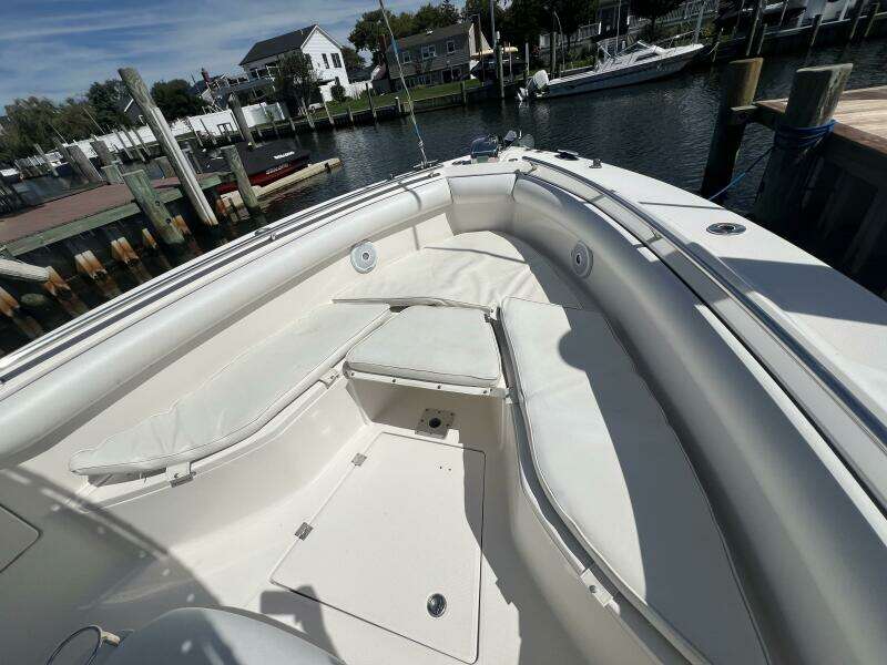 2004 Robalo R 260