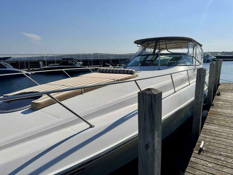 1996 Wellcraft 45 Excalibur