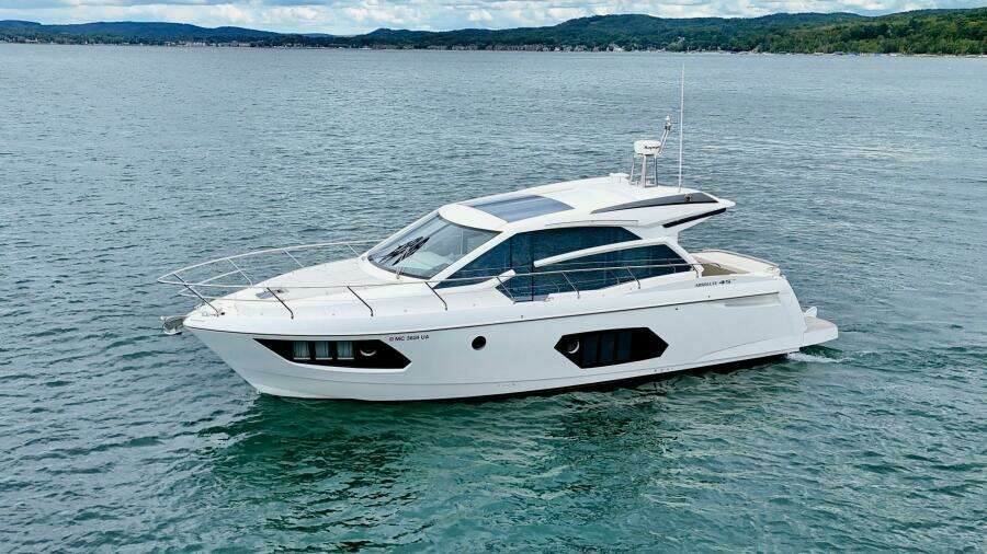 2016 Absolute 45 Sport Yacht