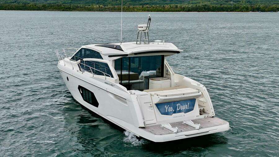 2016 Absolute 45 Sport Yacht
