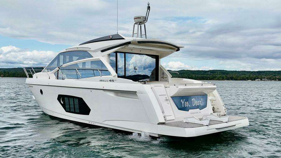 2016 Absolute 45 Sport Yacht