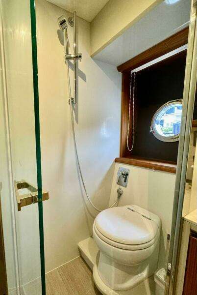 2016 Absolute 45 Sport Yacht