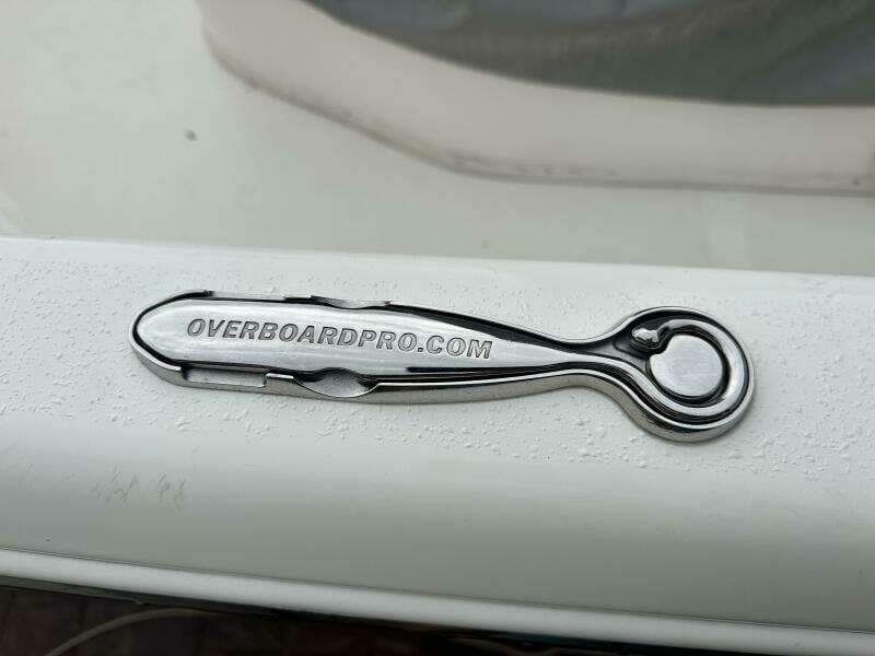 2020 NauticStar 2140 Sport Shallow Bay