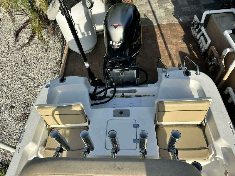 2020 NauticStar 2140 Sport Shallow Bay