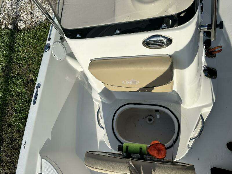 2020 NauticStar 2140 Sport Shallow Bay