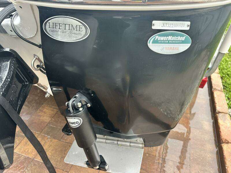 2020 NauticStar 2140 Sport Shallow Bay