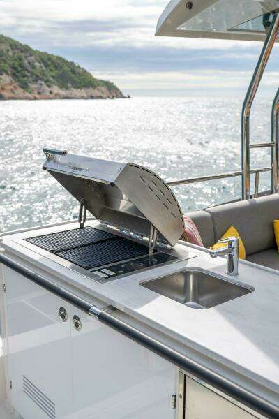 2026 Beneteau Swift Trawler 54