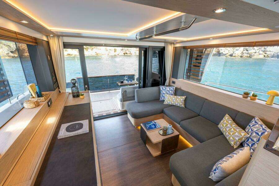 2026 Beneteau Swift Trawler 54