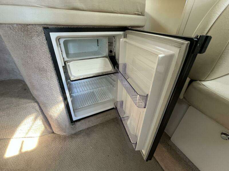 2000 Rinker Fiesta Vee 340