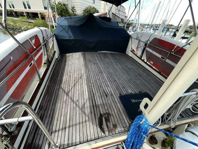 1979 Grand Banks 42 Classic