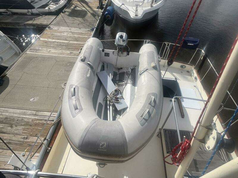 1979 Grand Banks 42 Classic