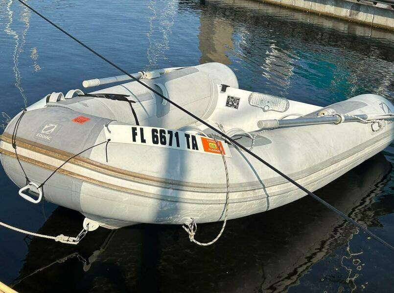 1979 Grand Banks 42 Classic