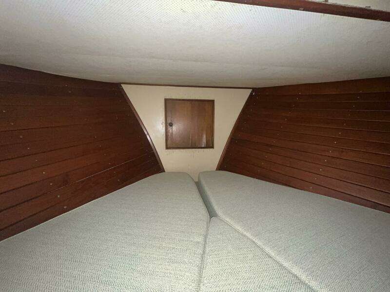 1979 Grand Banks 42 Classic