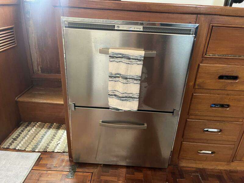 1979 Grand Banks 42 Classic