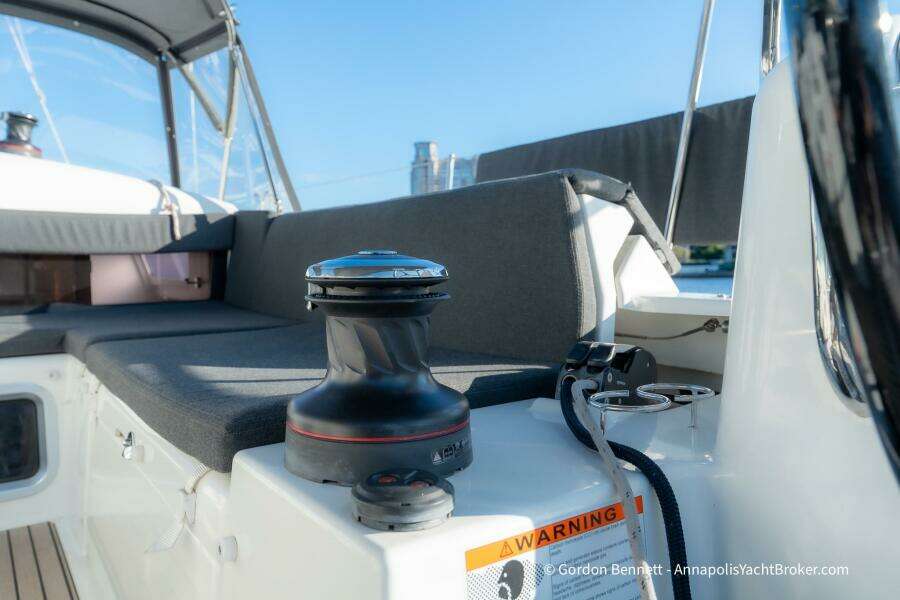 2022 Jeanneau Sun Odyssey 440