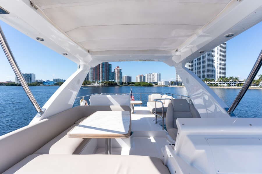 2022 Azimut 50 FLYBRIDGE