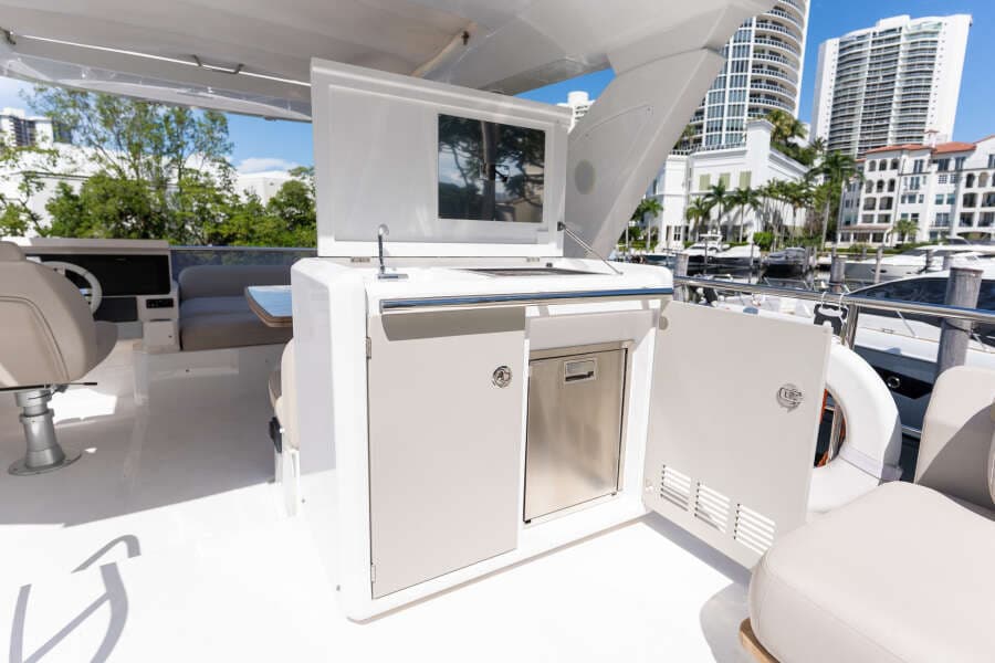 2022 Azimut 50 FLYBRIDGE