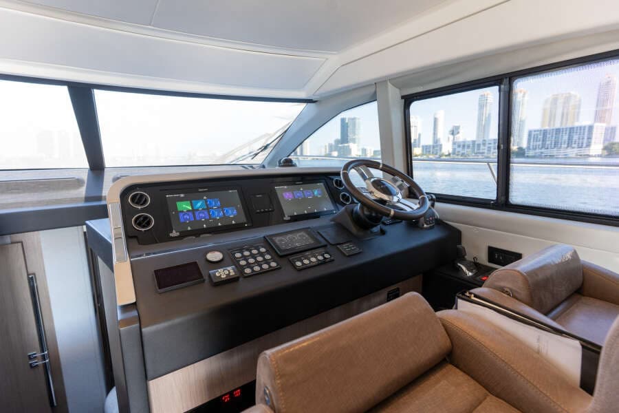 2022 Azimut 50 FLYBRIDGE