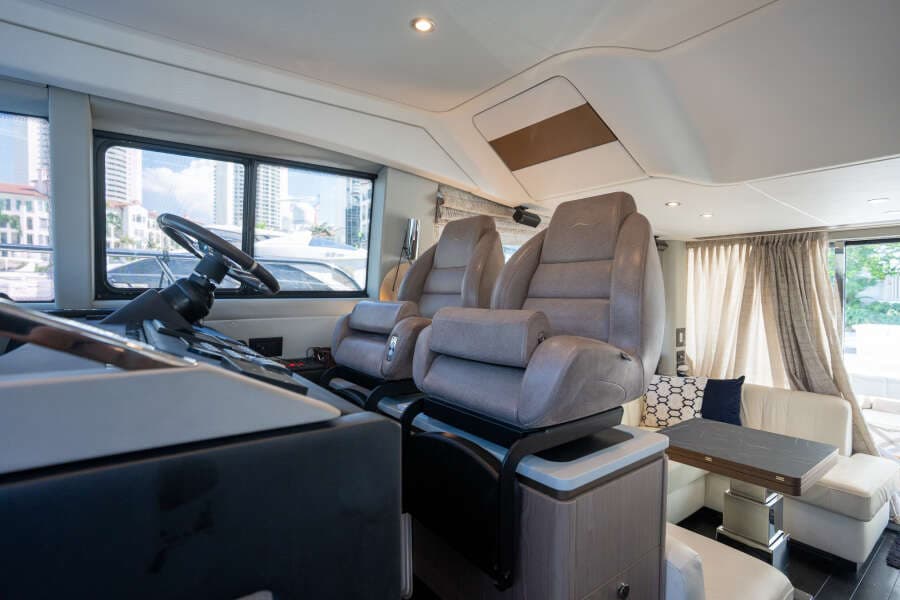 2022 Azimut 50 FLYBRIDGE