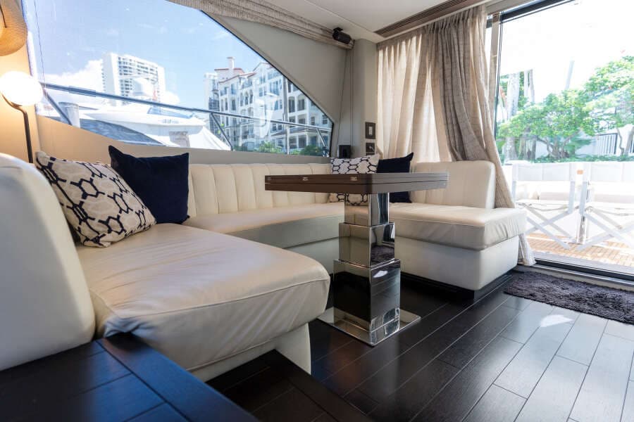 2022 Azimut 50 FLYBRIDGE