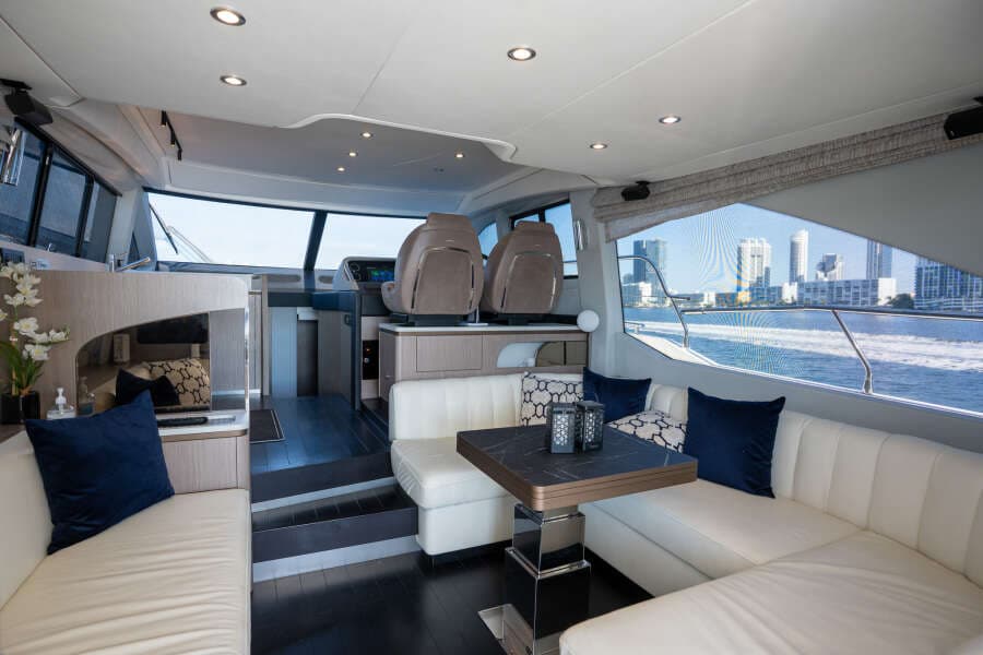 2022 Azimut 50 FLYBRIDGE