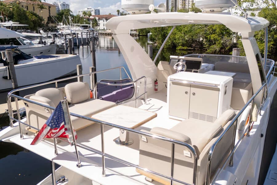 2022 Azimut 50 FLYBRIDGE