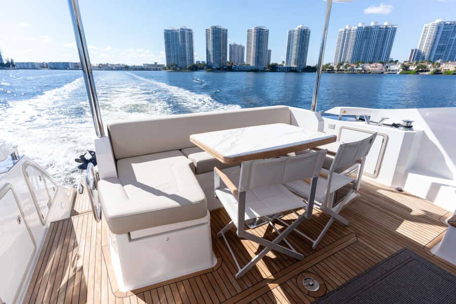 2022 Azimut 50 FLYBRIDGE