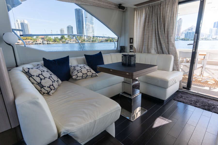 2022 Azimut 50 FLYBRIDGE