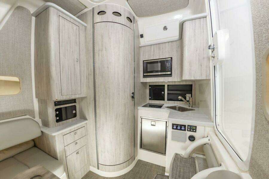 9774d7b4 8017 4b9c 9d01 1172ad4c7034