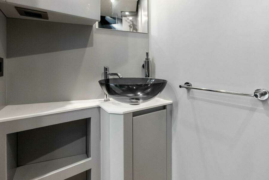 2025 Wally Wallywhy 100