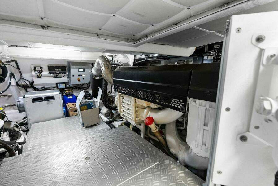 2025 Wally Wallywhy 100