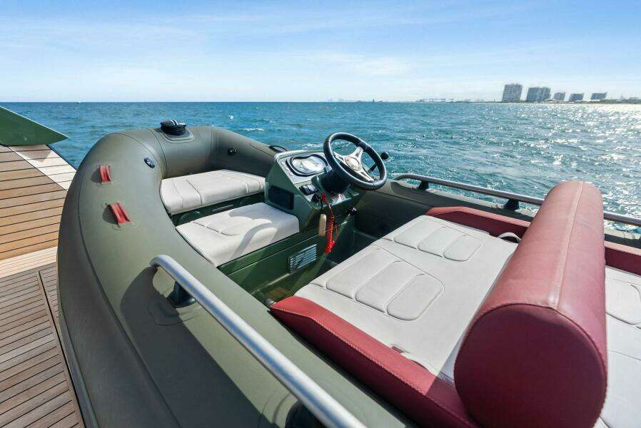 2025 Wally Wallywhy 100