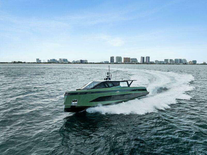 2025 Wally Wallywhy 100