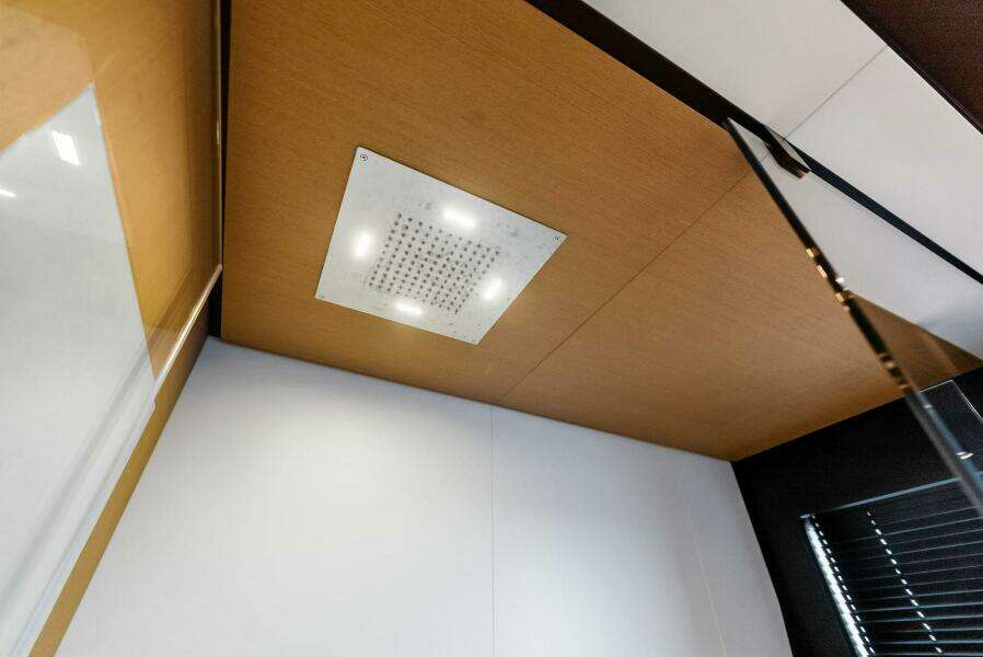 2025 Wally Wallywhy 100