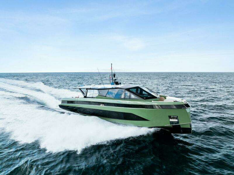 2025 Wally Wallywhy 100