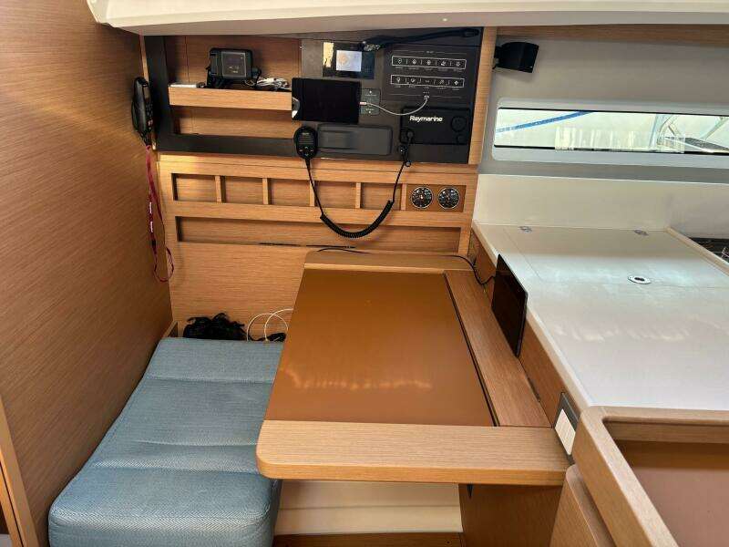 2021 Jeanneau Sun Odyssey 440
