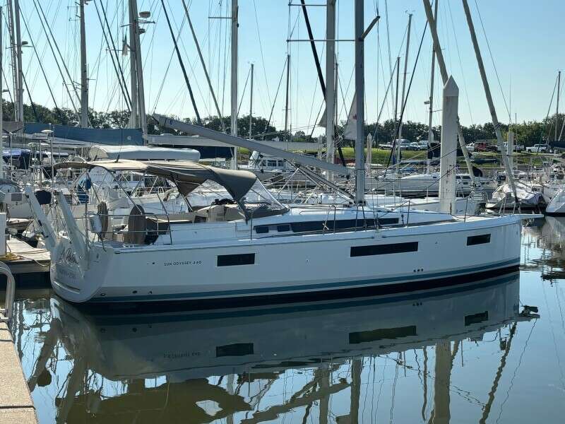 2021 Jeanneau Sun Odyssey 440