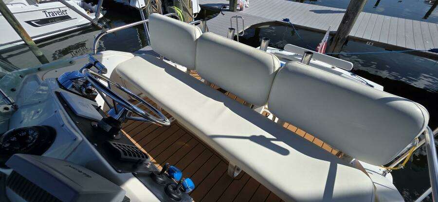 1983 Bertram 28 Flybridge