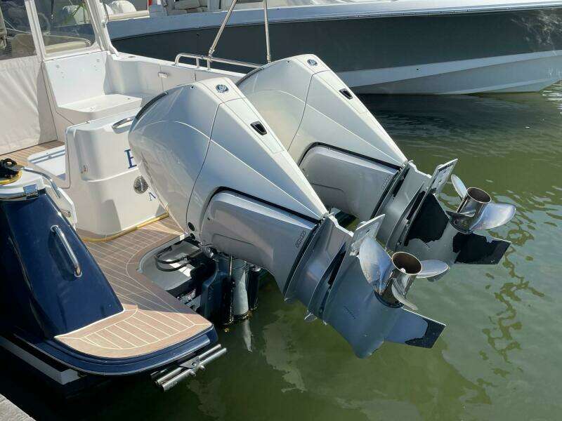 2023 MJM 35 double outboards