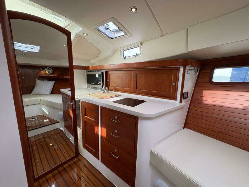 2023 MJM 35 galley