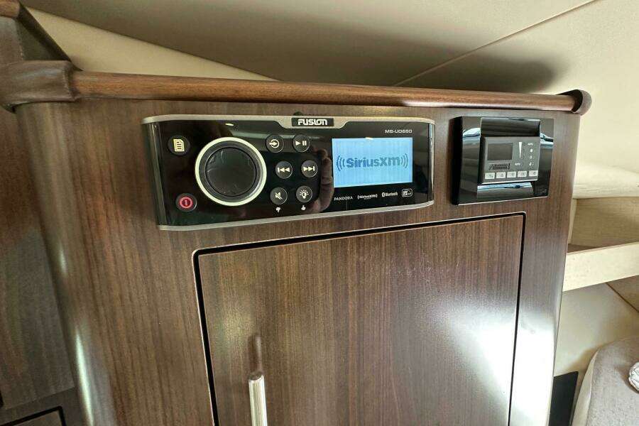 2016 Regal 35 Sport Coupe