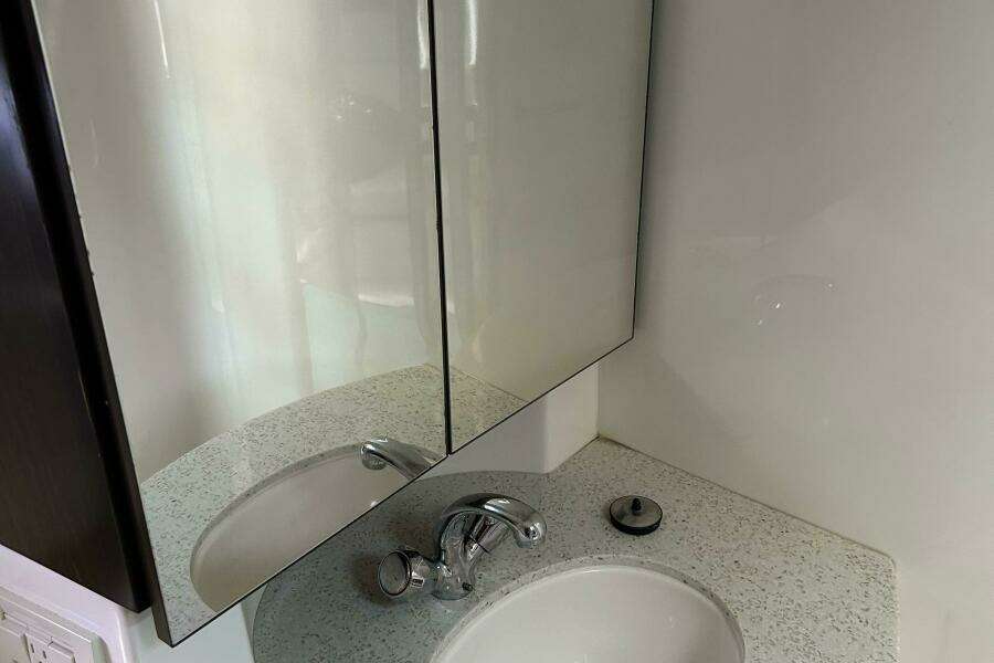 2016 Regal 35 Sport Coupe