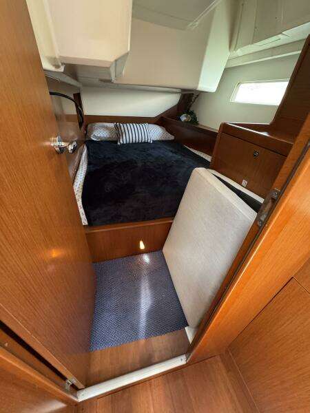 2013 Beneteau Oceanis 45