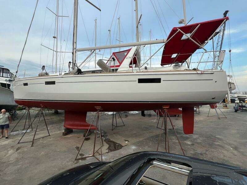 2013 Beneteau Oceanis 45