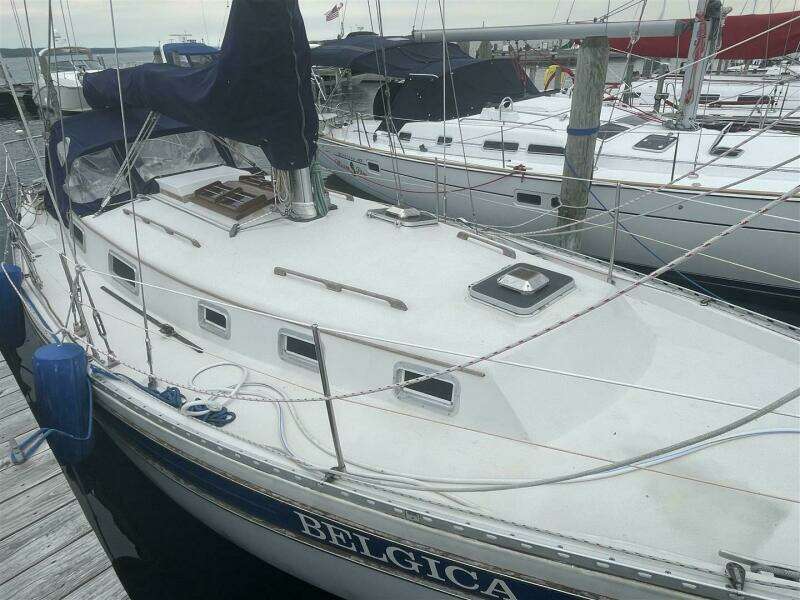 1989 Bayfield 36 Cutter