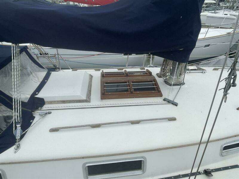 1989 Bayfield 36 Cutter